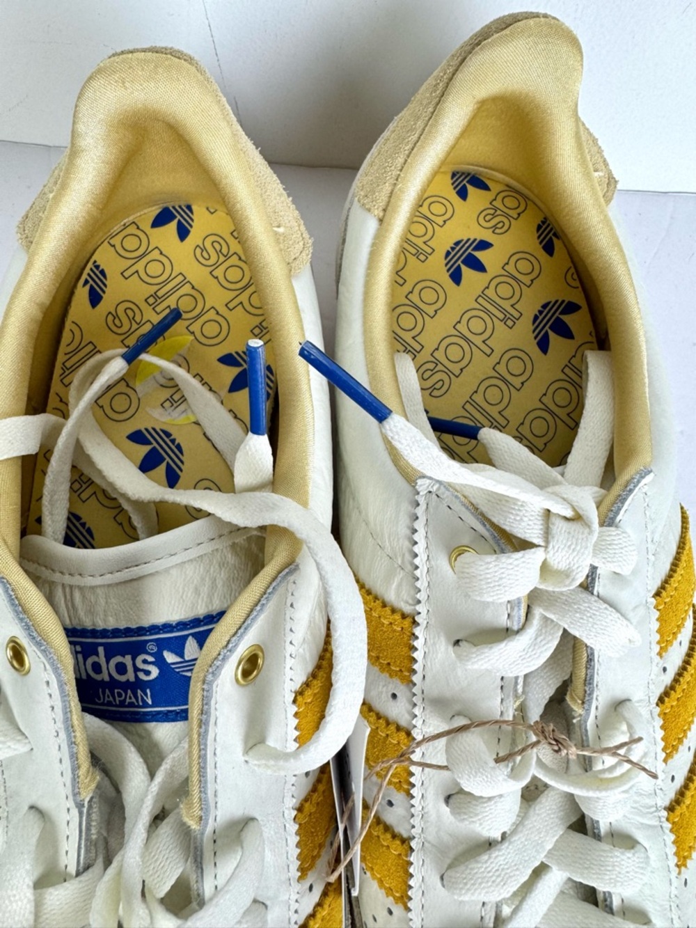 Adidas Originals Japan Women’s Sneaker in Cream and Yellow Size 9 NEW - Picture 8 of 16